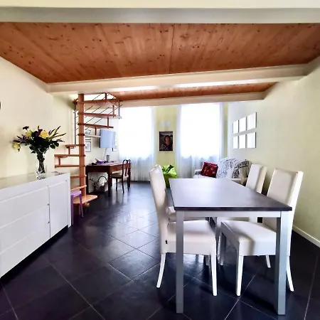 Manzoni By Design Studio Apartment *