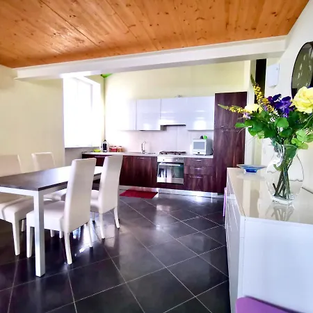 Manzoni By Design Studio شقة